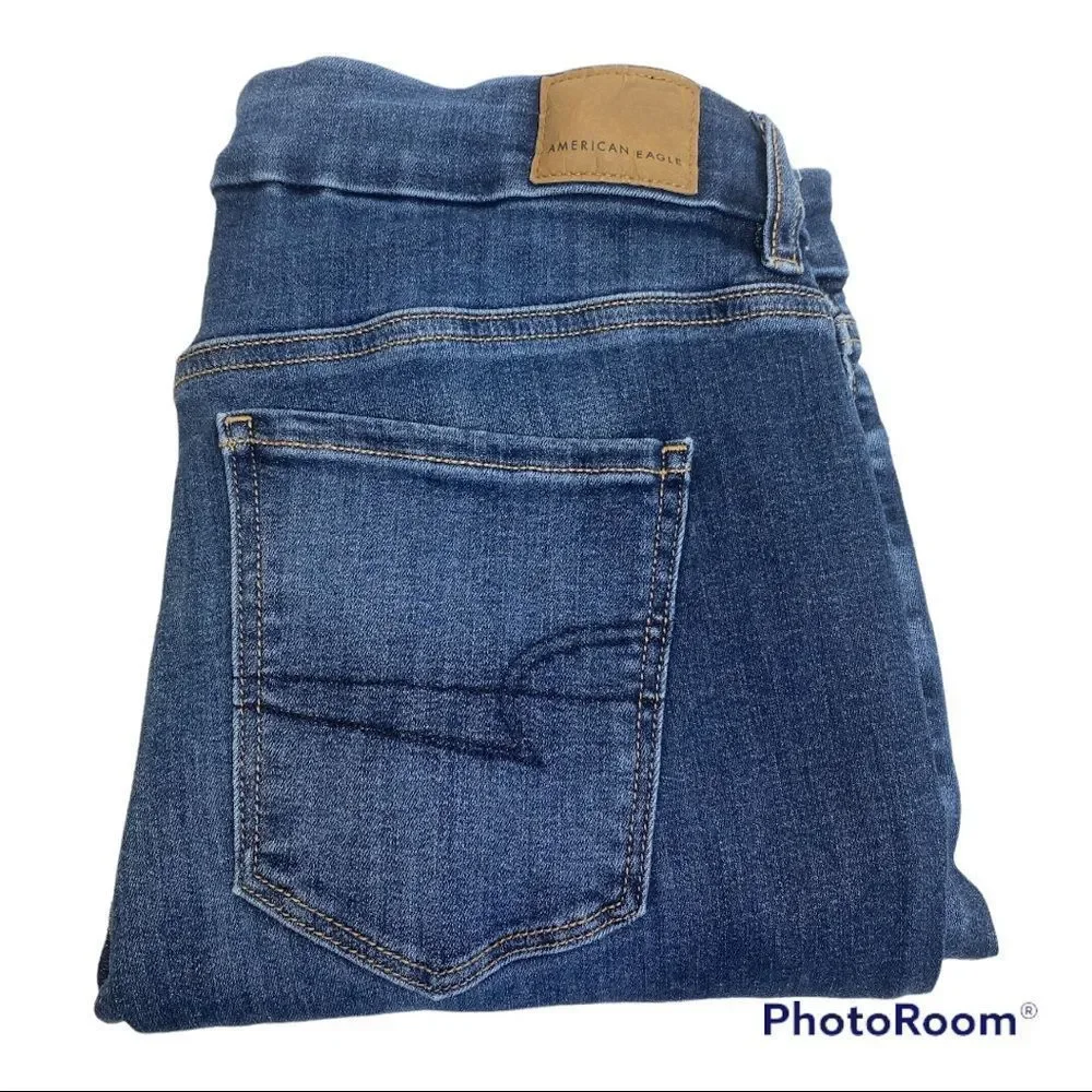 American Eagle Curvy Jegging Jeans Short - Picture 4 of 7